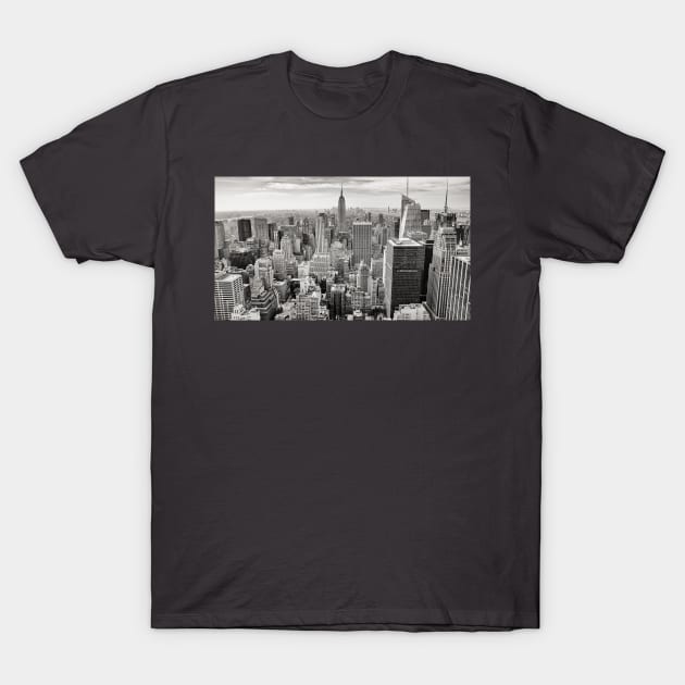 Manhattan Skyline T-Shirt by davidroth